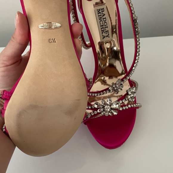 Brand New Badgley Mischka Hot Pink Heels - Picture 3 of 4